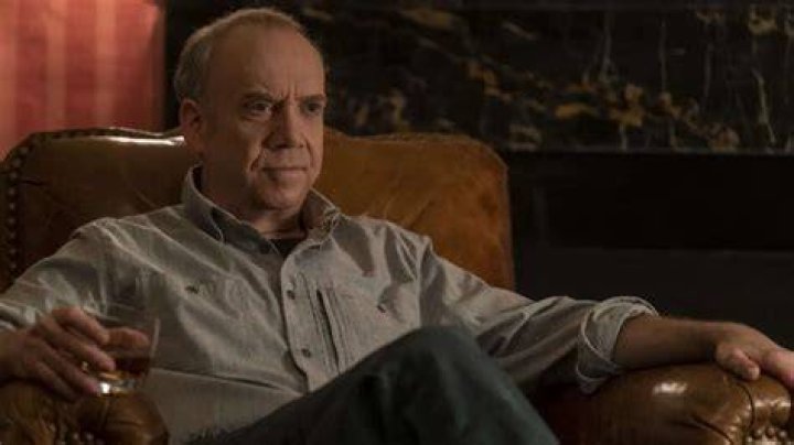 Billions Star Continues Sticks To His Healthy Look From Last Year!