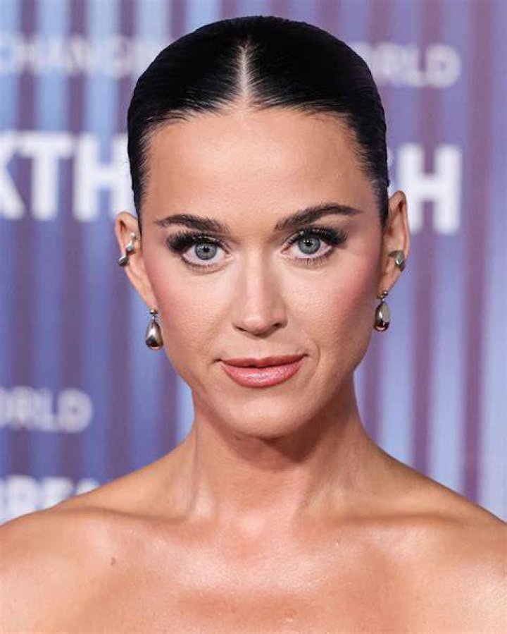 Does Katy Perry Speak Spanish?