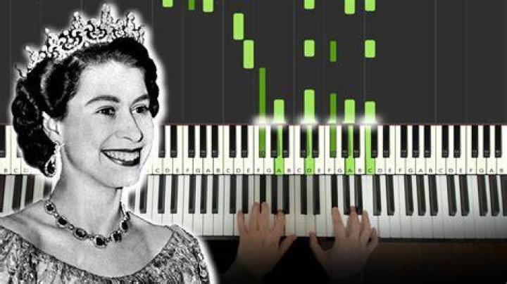 Does Queen Elizabeth II Play The Piano?