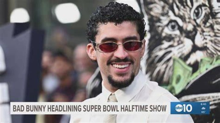 Hire Bad Bunny for a Corporate Event or Performance Booking.