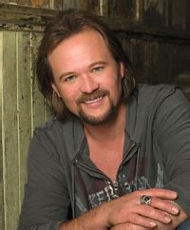 Hire Travis Tritt for a Corporate Event or Performance Booking.