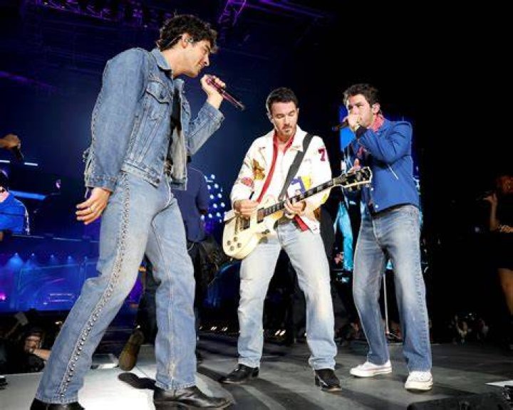 Live Nation Signs Jonas Brothers To Two Year Contract