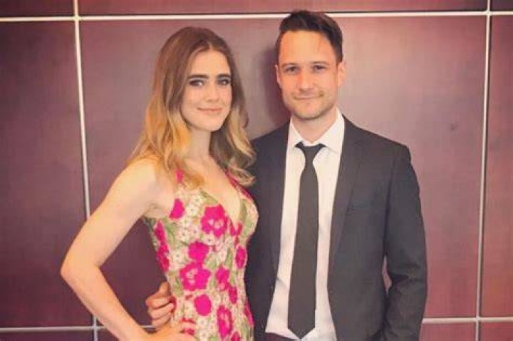 Melissa Roxburgh Net Worth, Age, Husband/Boyfriend